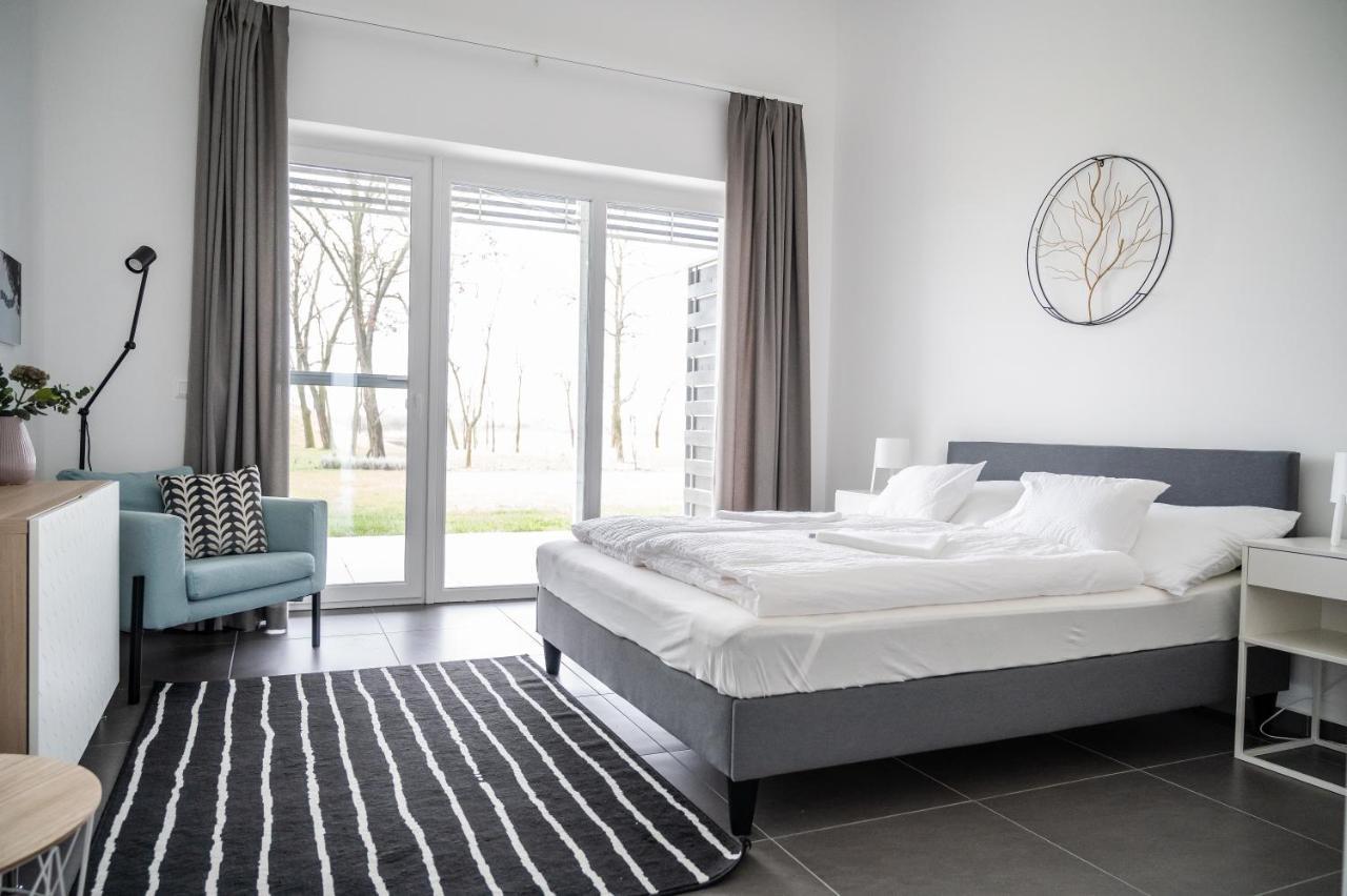 Sun City Vizisport Paradicsom Hódmezővásárhely Exteriör bild