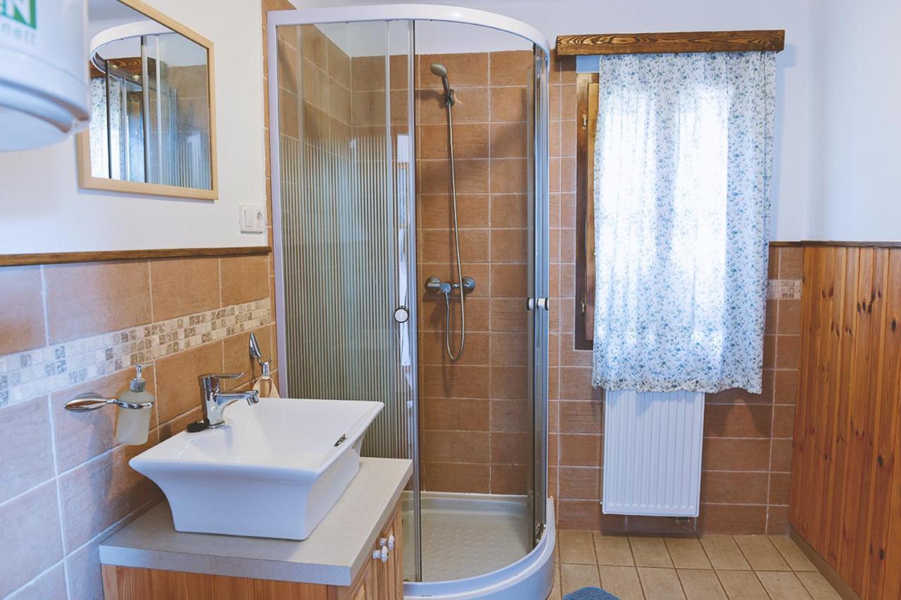 Sun City Vizisport Paradicsom Hódmezővásárhely Exteriör bild